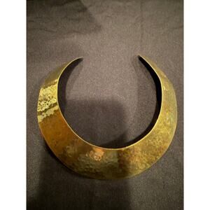 Vintage hammered brass collar necklace or choker